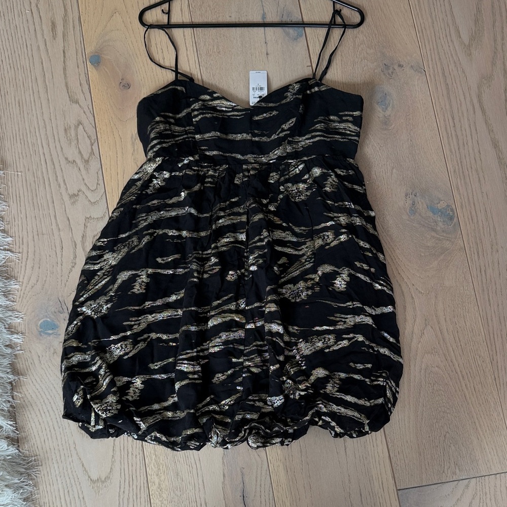 Express Elegant Black and Gold Dress Size Small